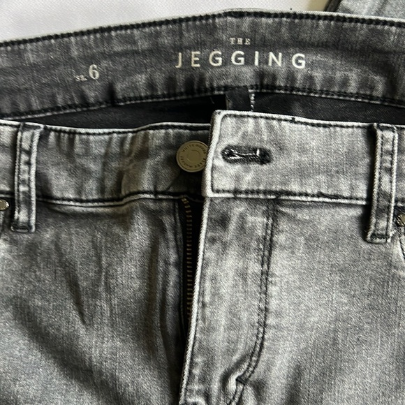 WHBM Jegging - Picture 4 of 6
